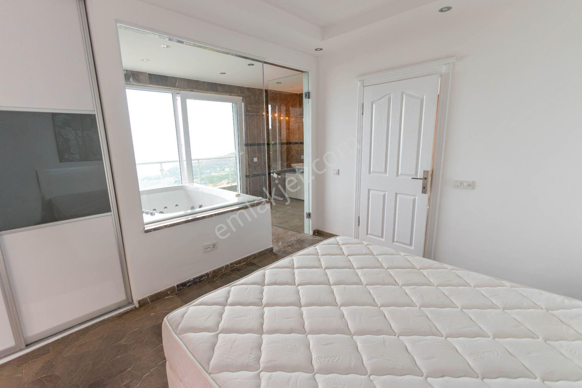 Alanya Tepe’de Panoramik Deniz Manzaralı Özel Havuzlu Lüks 4+1 Müstakil Villa — fotoğraf 8