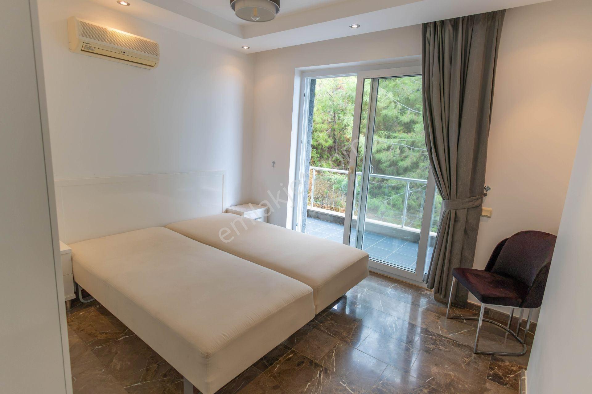 Alanya Tepe’de Panoramik Deniz Manzaralı Özel Havuzlu Lüks 4+1 Müstakil Villa — fotoğraf 9