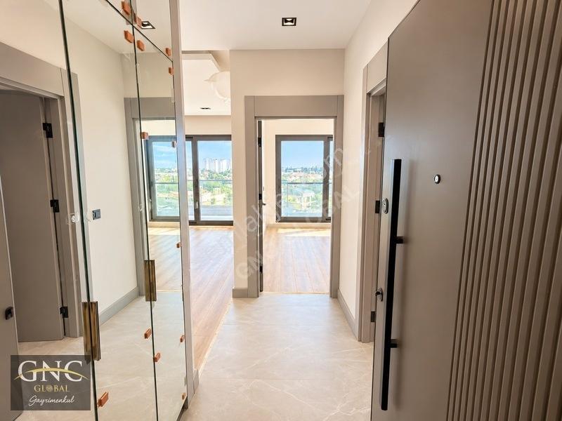 Altıntaş'ta Konsept Sitede Deniz Ve Havuz Manzaralı 1+1 Satılık — fotoğraf 6
