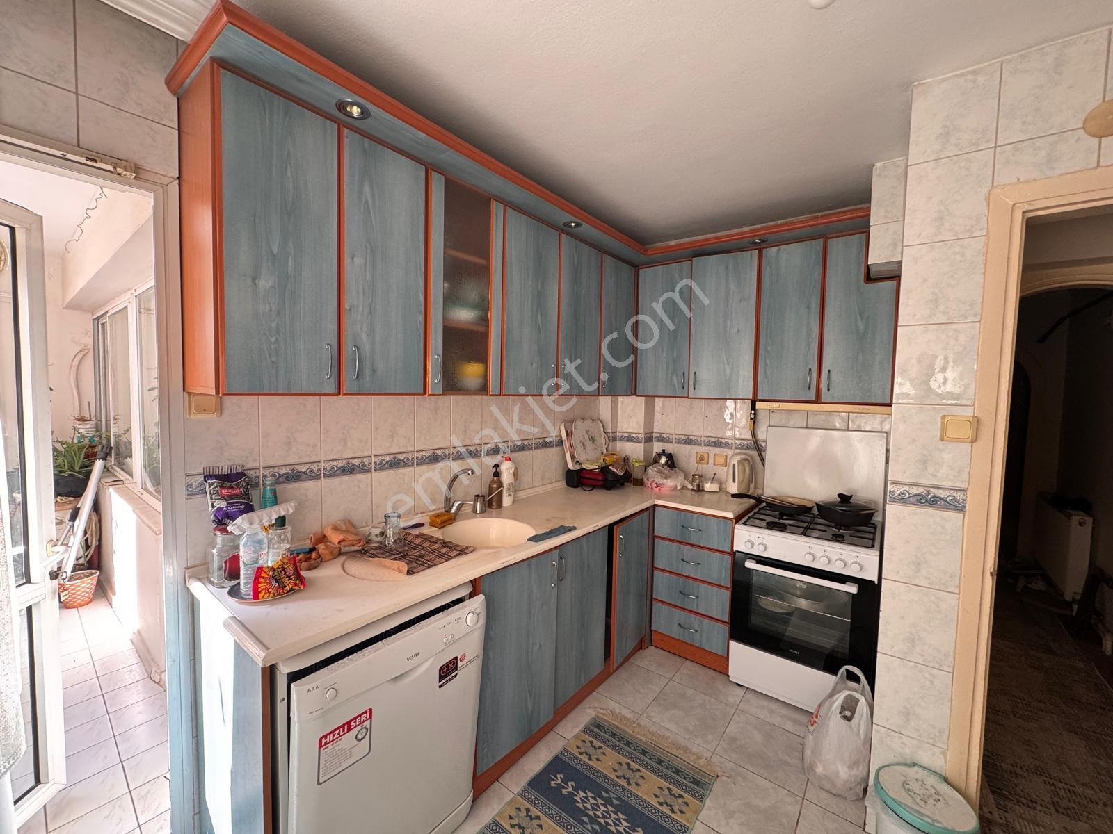 Karşıyaka Alaybeyde 3+1 Satılık Daire — fotoğraf 5
