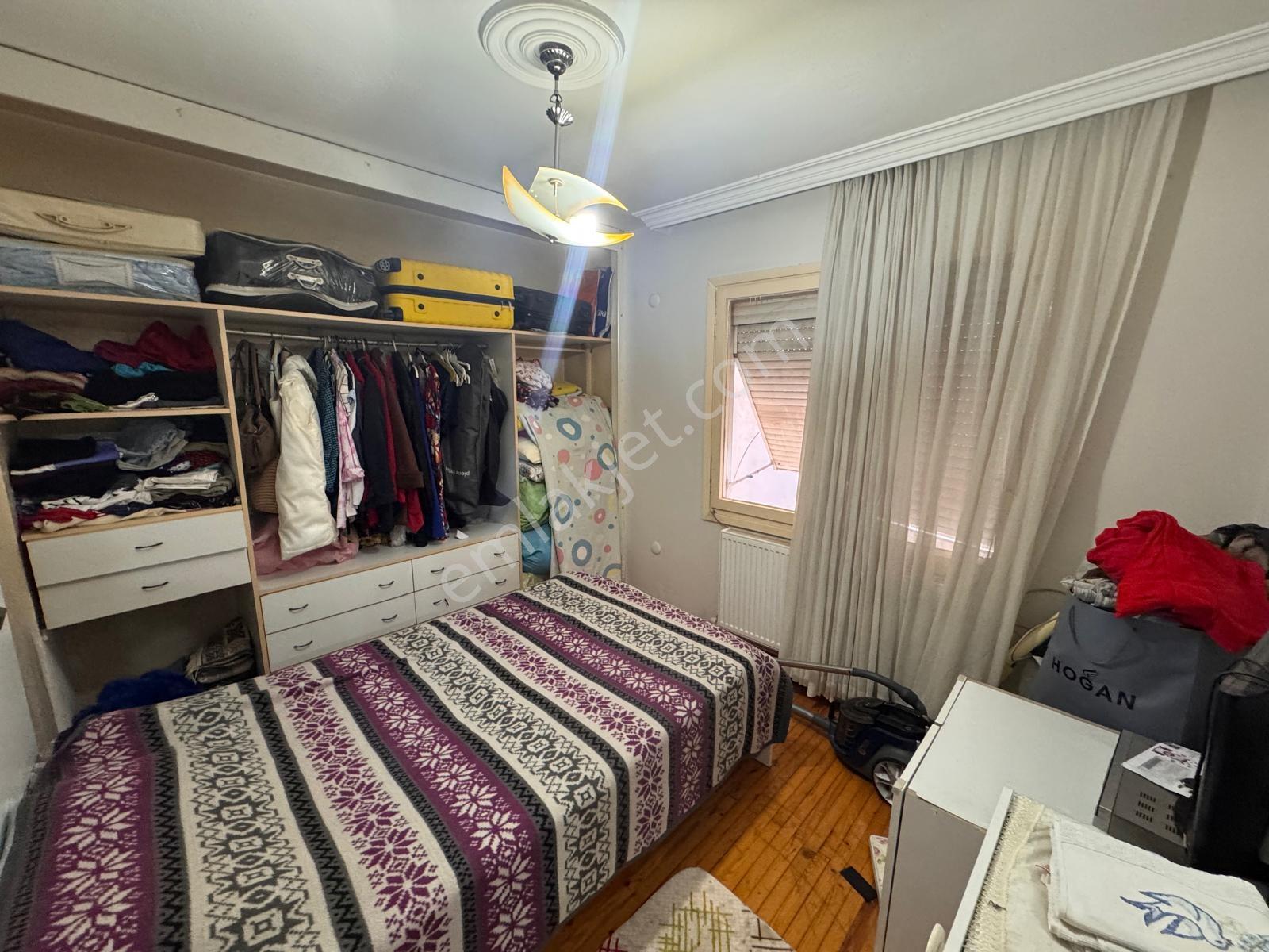 Karşıyaka Alaybeyde 3+1 Satılık Daire — fotoğraf 9