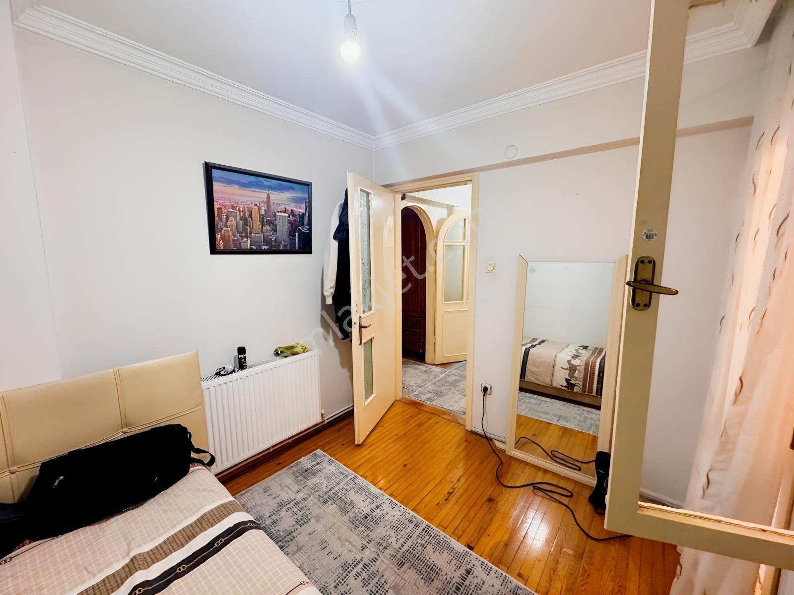 Karşıyaka Alaybeyde 3+1 Satılık Daire — fotoğraf 11