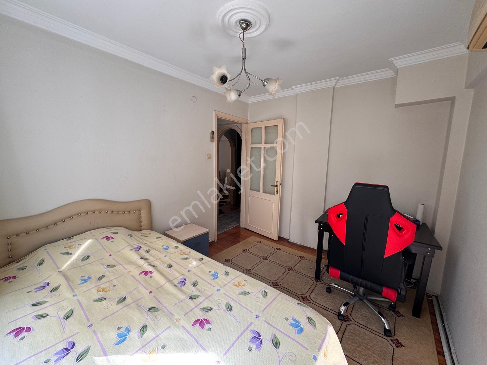 Karşıyaka Alaybeyde 3+1 Satılık Daire — fotoğraf 16