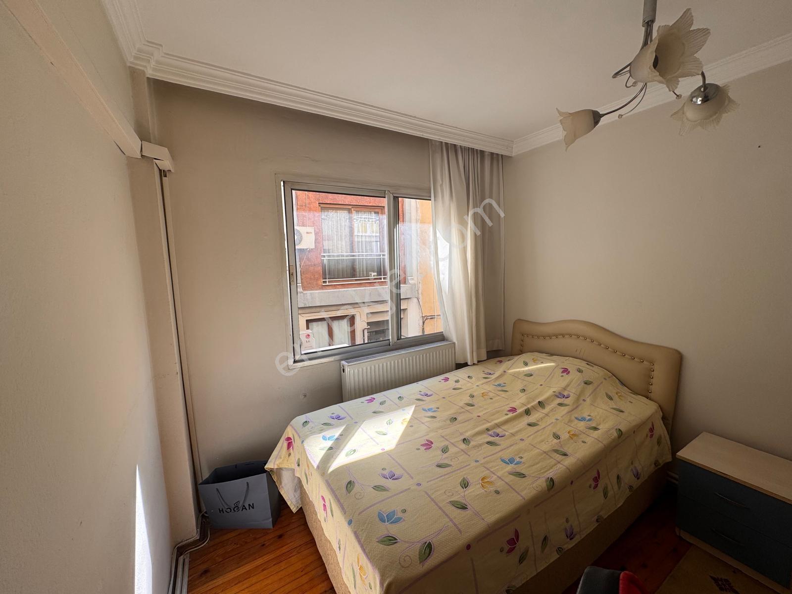 Karşıyaka Alaybeyde 3+1 Satılık Daire — fotoğraf 18
