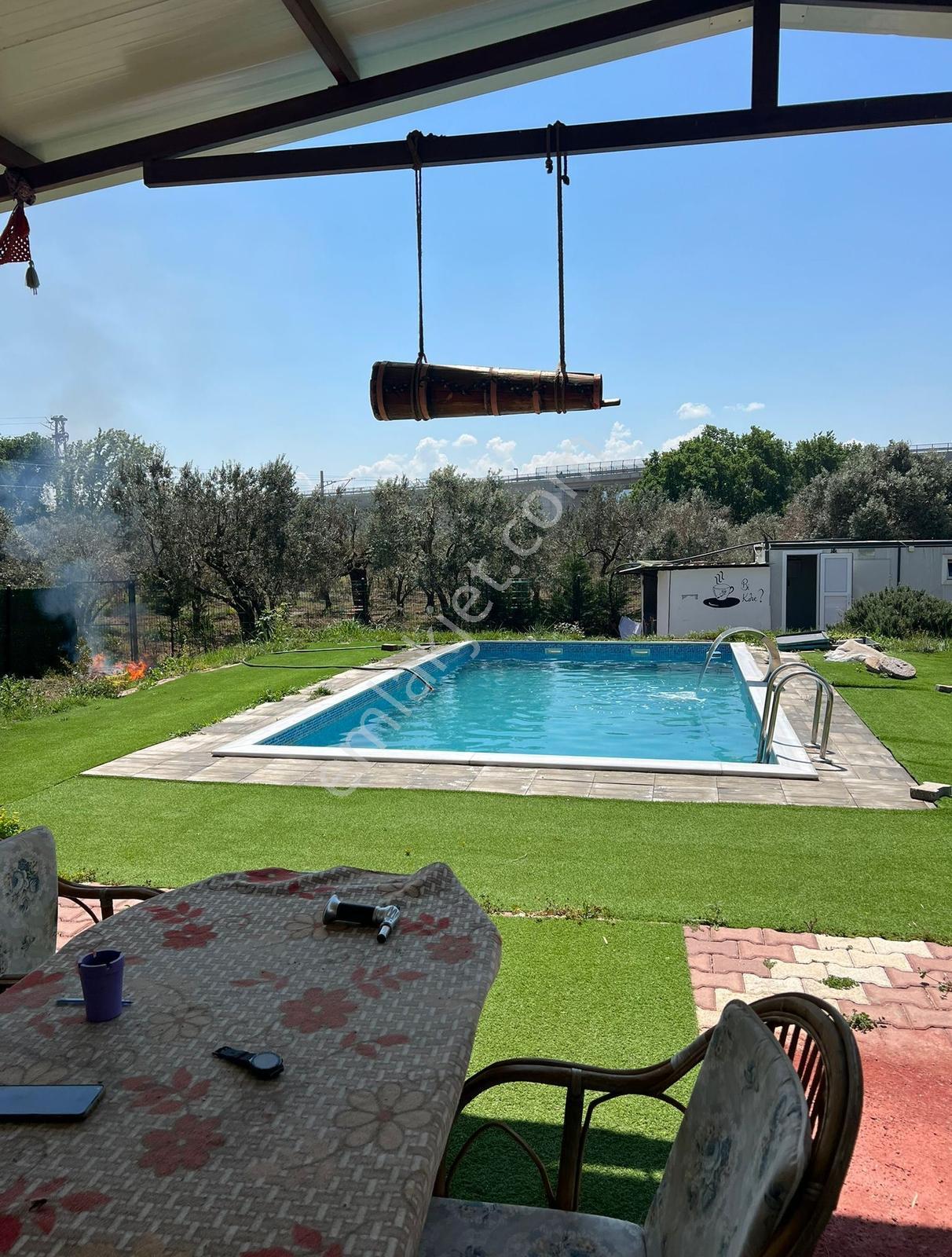 Dayıoğlu Mahallesinde Villa Konseptinde Yüzme Havuzlu 3+1 — fotoğraf 6