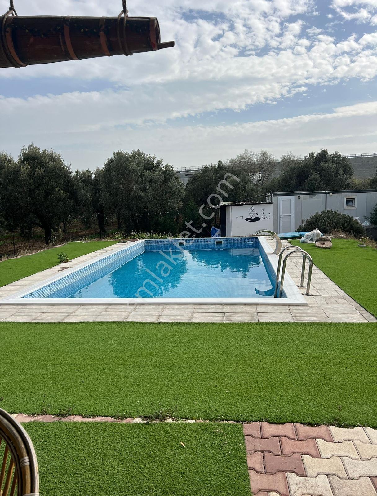 Dayıoğlu Mahallesinde Villa Konseptinde Yüzme Havuzlu 3+1 — fotoğraf 8