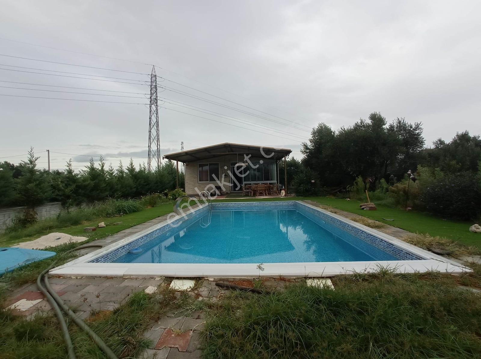 Dayıoğlu Mahallesinde Villa Konseptinde Yüzme Havuzlu 3+1 — fotoğraf 27
