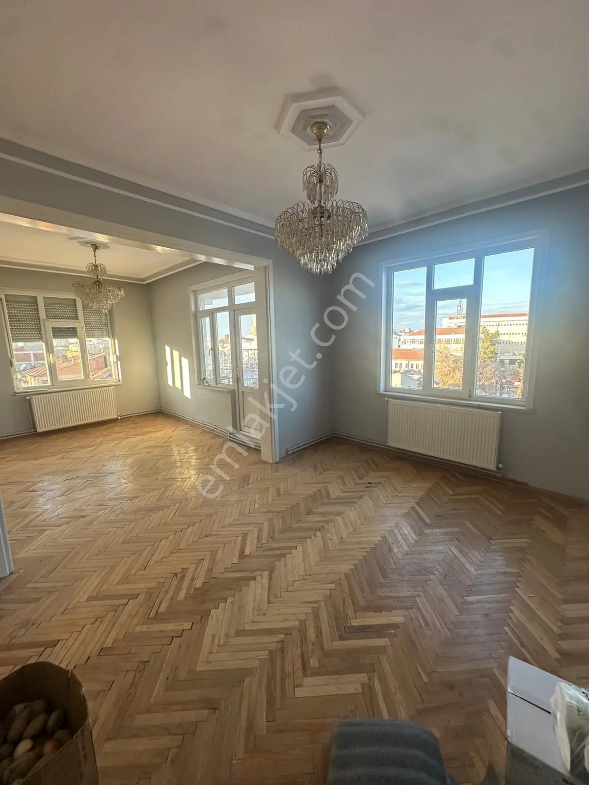 Çarşının Kalbi Tahsin Ünal Mahallesinde 2+1 Satılık Daire
