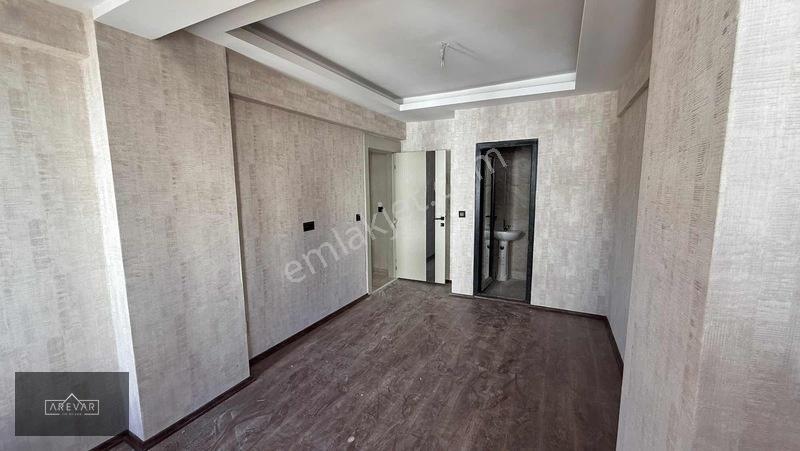 Şelale Park Civarı Satılık 2.5+1 Daire — fotoğraf 7