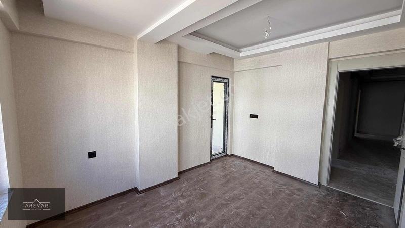 Şelale Park Civarı Satılık 2.5+1 Daire — fotoğraf 14