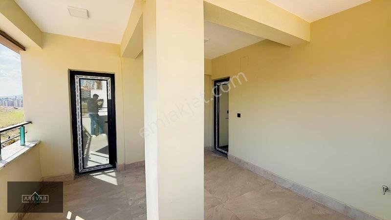 Şelale Park Civarı Satılık 2.5+1 Daire — fotoğraf 18