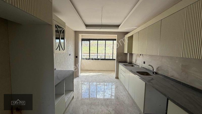 Şelale Park Civarı Satılık 2.5+1 Daire — fotoğraf 21