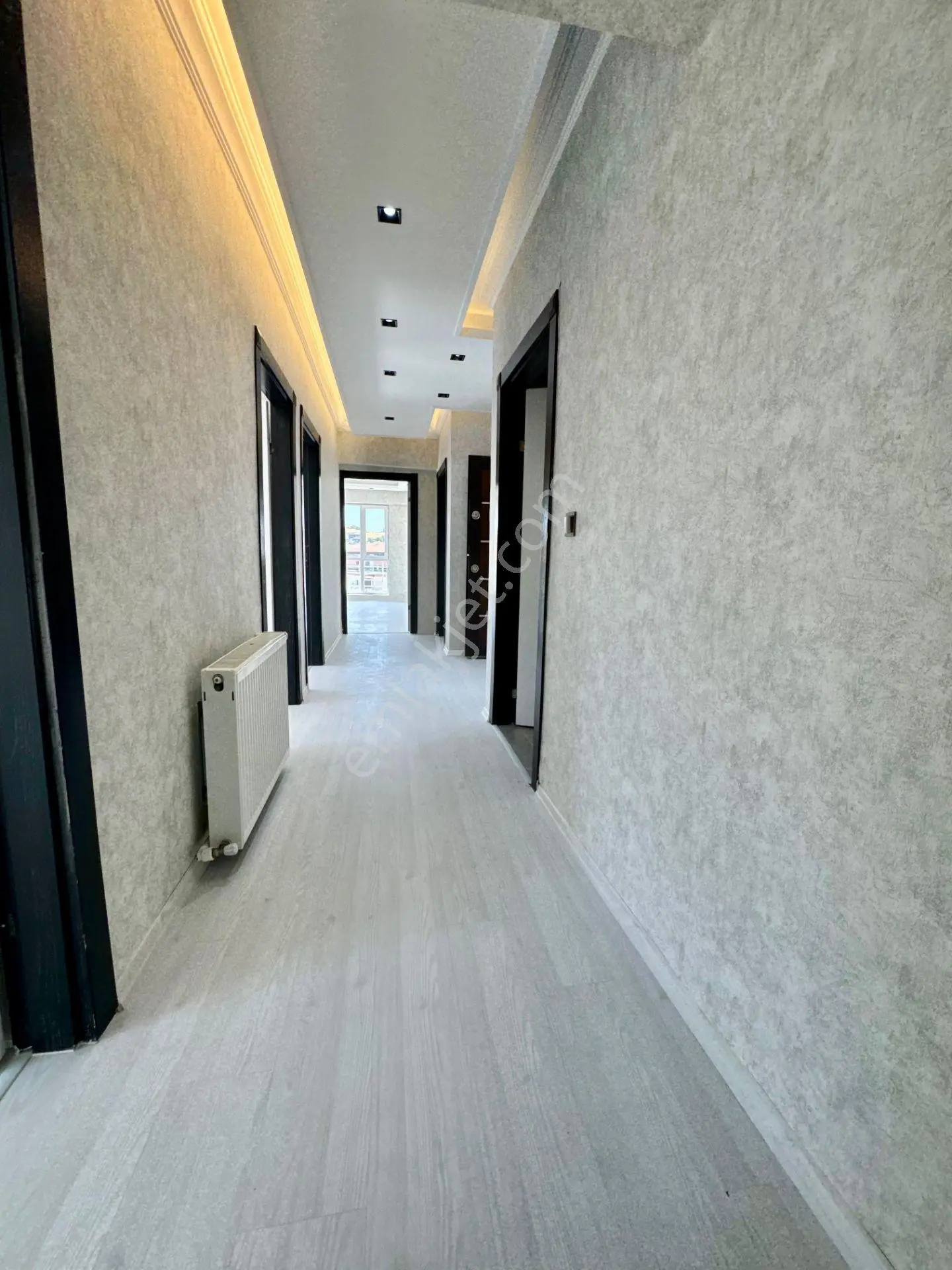 Yılmaz Gayrimenkul'den Malazgirt Mah. 3+1 Full Yapılı Kupon Daire — fotoğraf 8