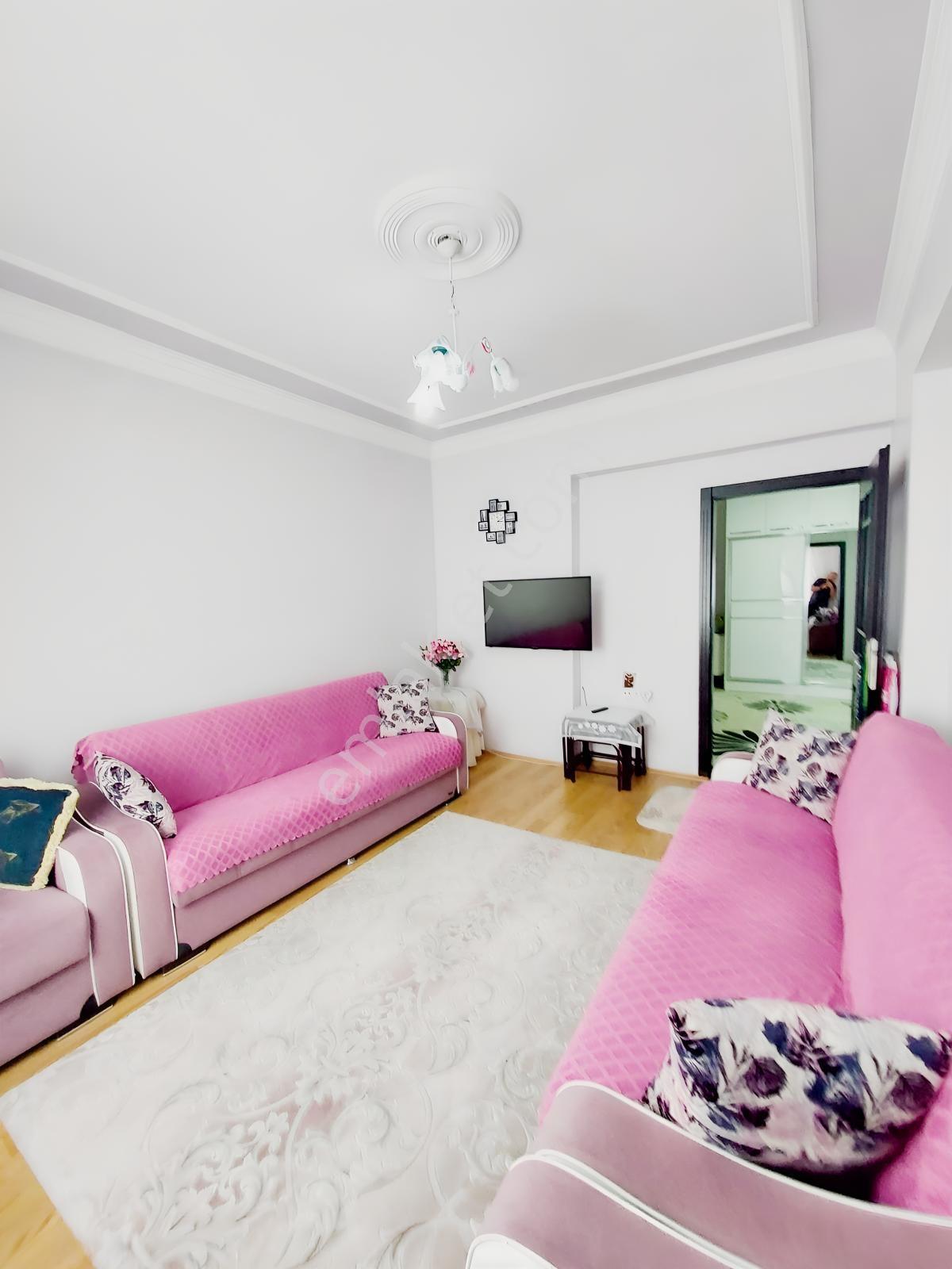 Şirintepe Mahallesinde 3+1 Ferah Aydınlık Satılık Daire — fotoğraf 2