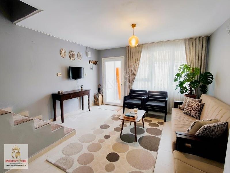 Müstakil Girişli Denize Yürüme Mesafesinde 2+1 Ev — fotoğraf 5