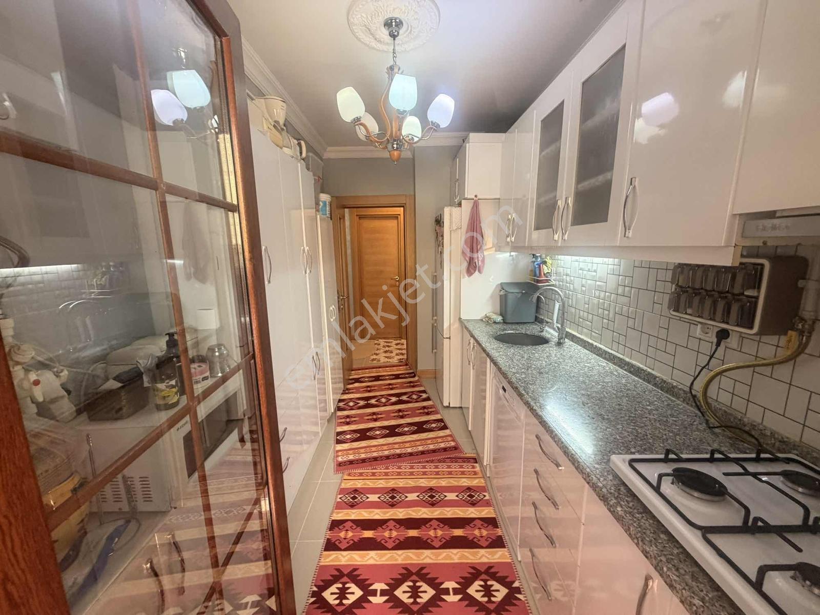 Beykent Gaziler Mah Satılık 2+1 Giriş Kat — fotoğraf 8