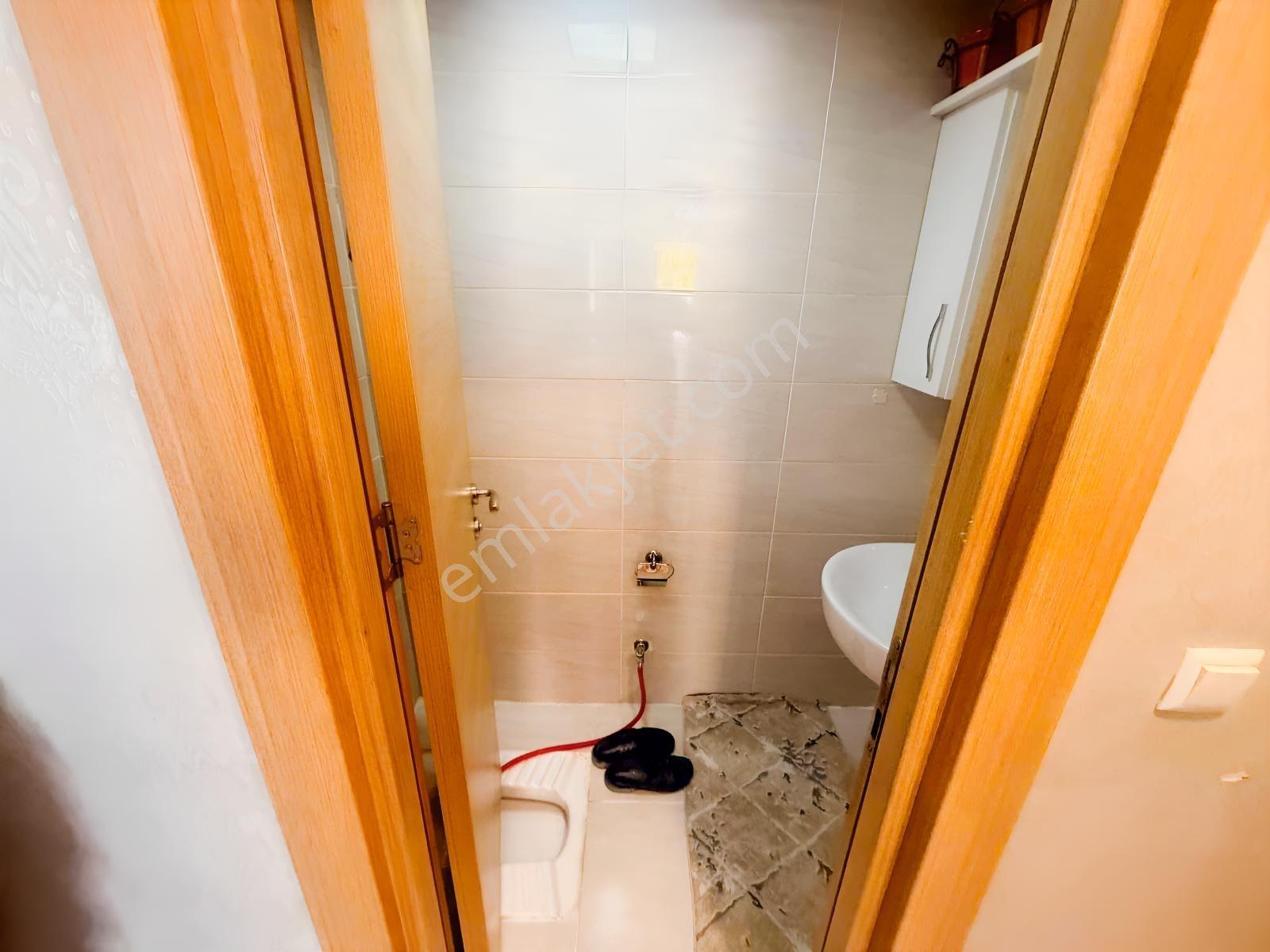 Beykent Gaziler Mah Satılık 2+1 Giriş Kat — fotoğraf 9