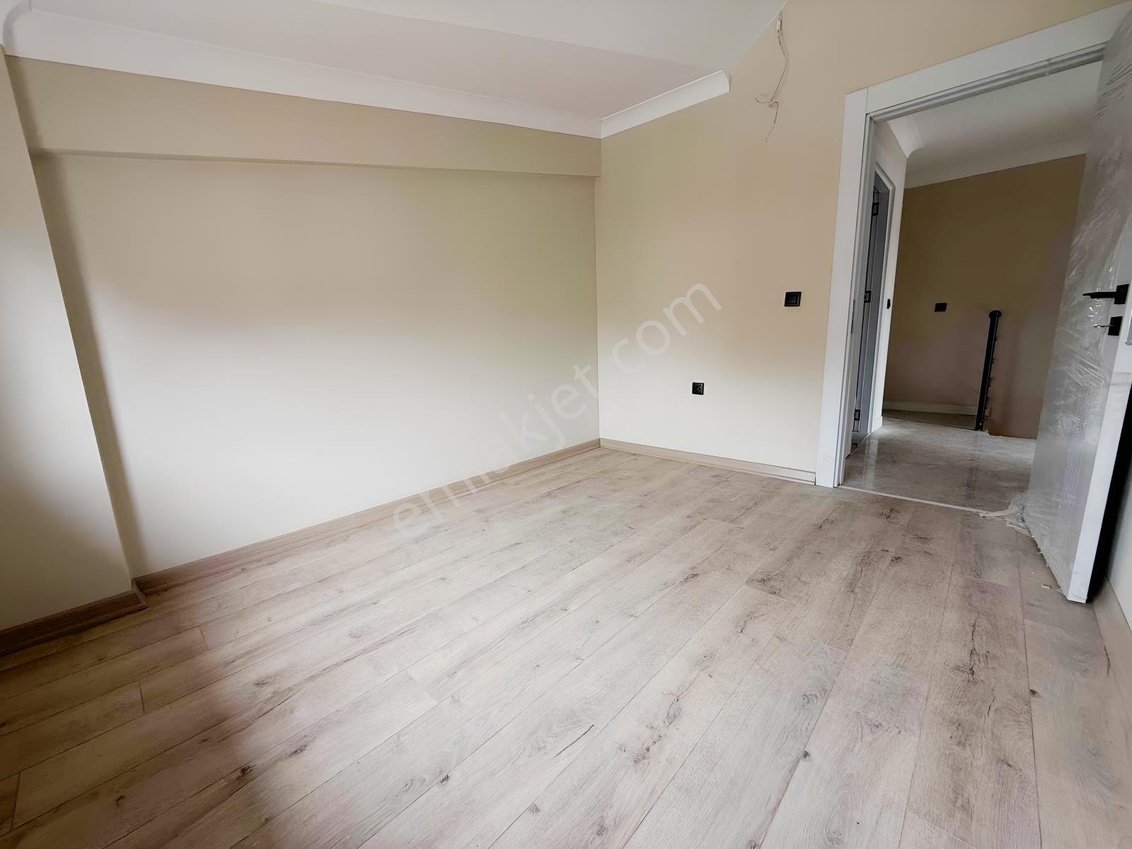 Alaçatı'dan İncek'te/çatı Eğimsiz/kök Tapu/iskanlı 2+1 Satılık — fotoğraf 35