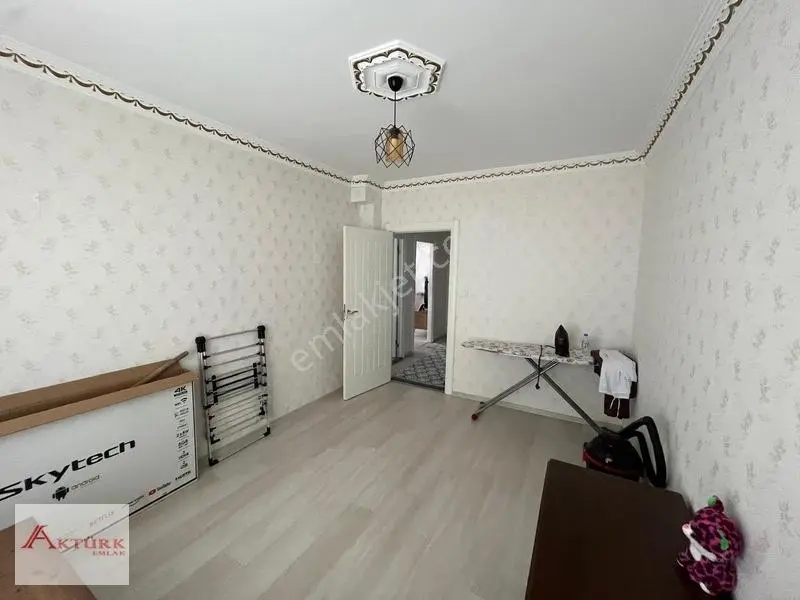 //aktürk Emlak\\ Aski Arkası Ara Kat Büyük Masrafsız 3+1 Daire** — fotoğraf 5