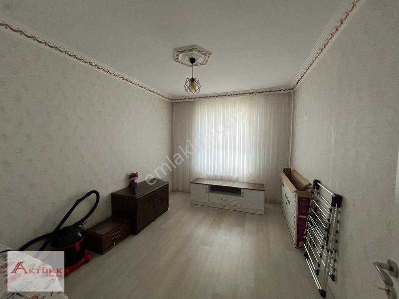 //aktürk Emlak\\ Aski Arkası Ara Kat Büyük Masrafsız 3+1 Daire** — fotoğraf 13