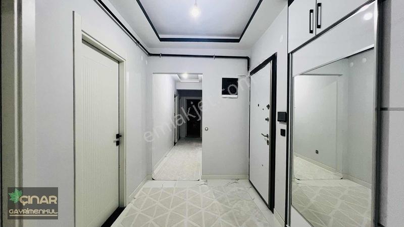 Erkilet'te Düşük Kat Yatay Mimari Kombili Satılık 4+1 Daire — fotoğraf 13