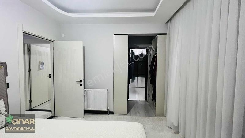 Erkilet'te Düşük Kat Yatay Mimari Kombili Satılık 4+1 Daire — fotoğraf 18