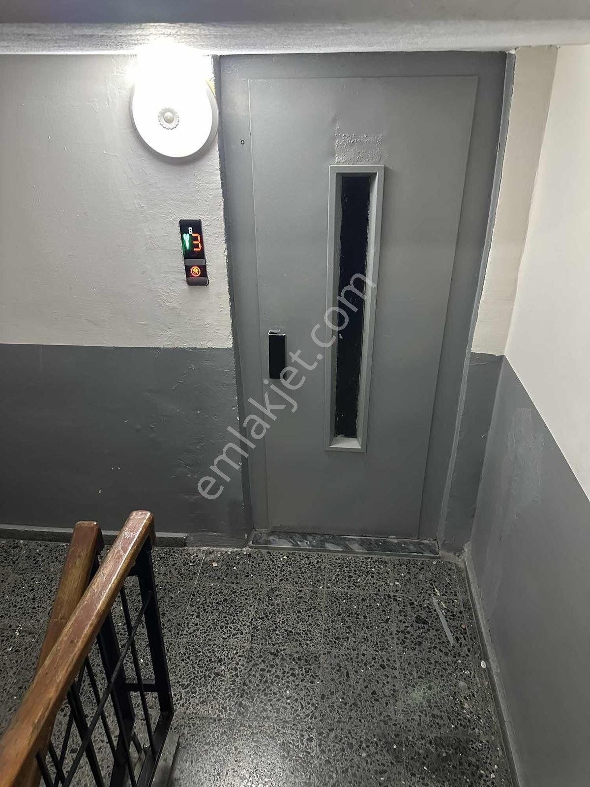 Deneyim'den Shell Kavşağı Yakını Caddeye Cephe 3+1 Ofis & Daire — fotoğraf 22