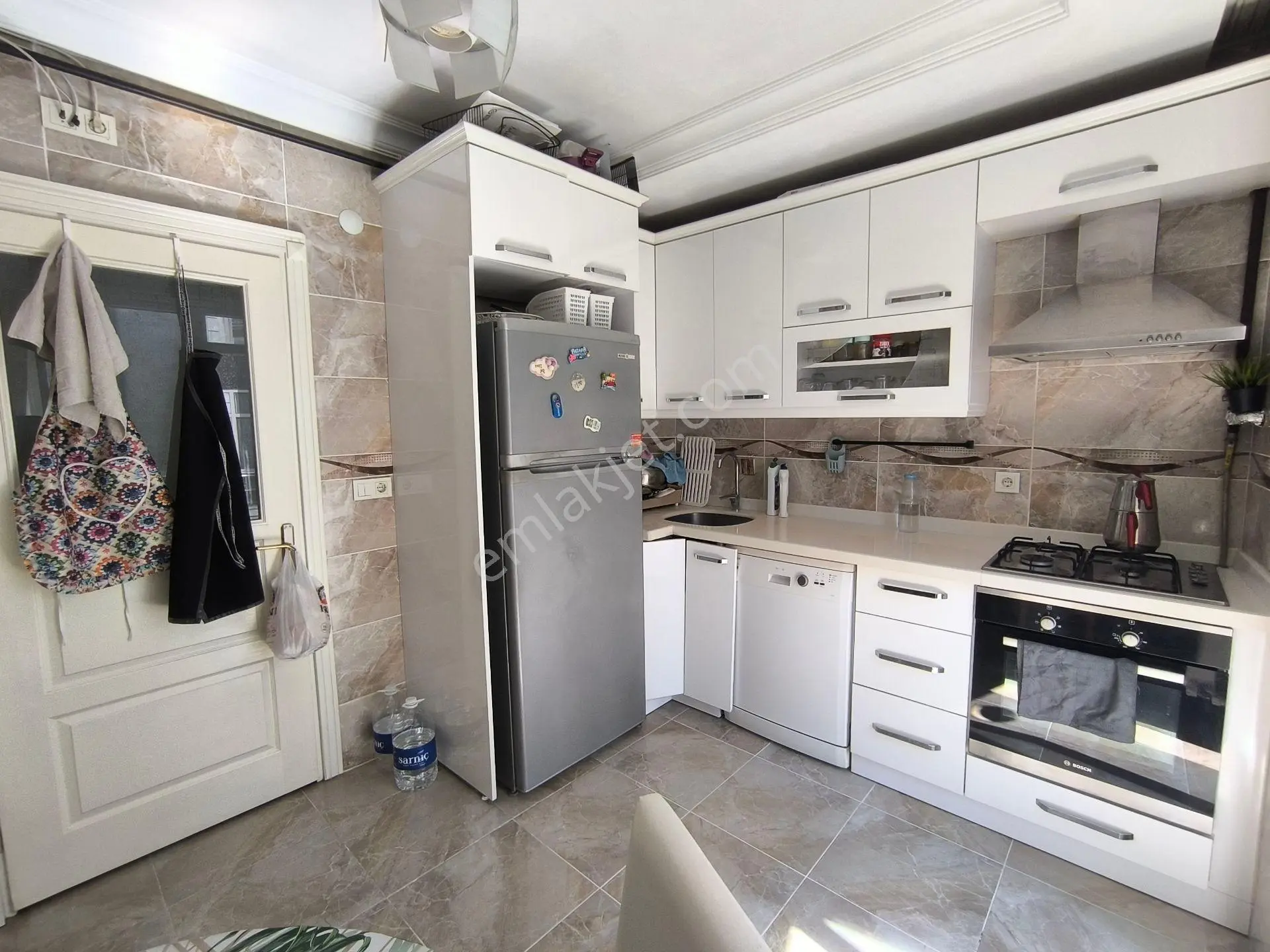 Kocasinan Radar Mevkiinde 2+1 Geniş Kullanışlı Güney Cephe Daire