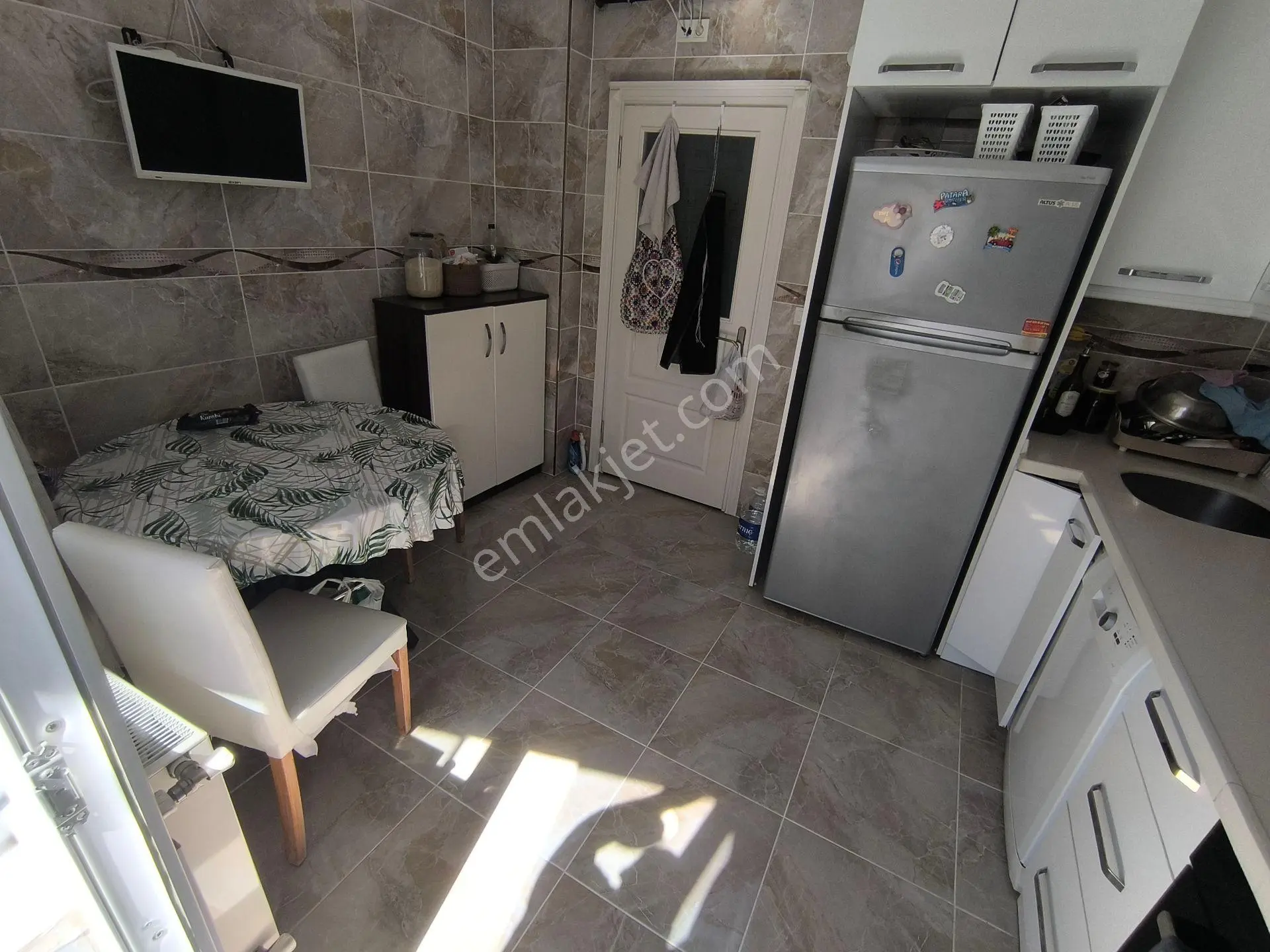 Kocasinan Radar Mevkiinde 2+1 Geniş Kullanışlı Güney Cephe Daire — fotoğraf 3