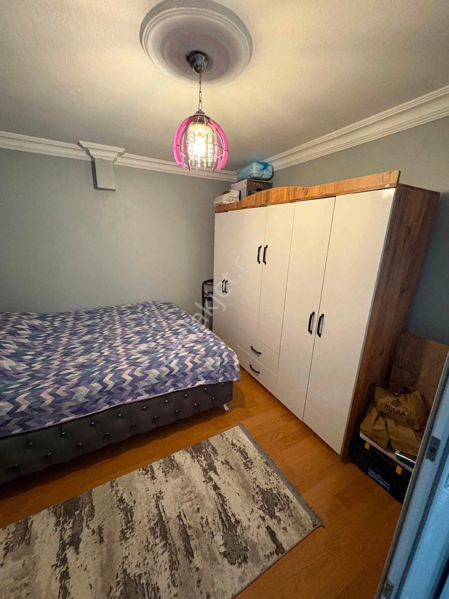 Üzmez Gayrimenkul'den Ful Tadilatlı Satılık 2+1 — fotoğraf 10
