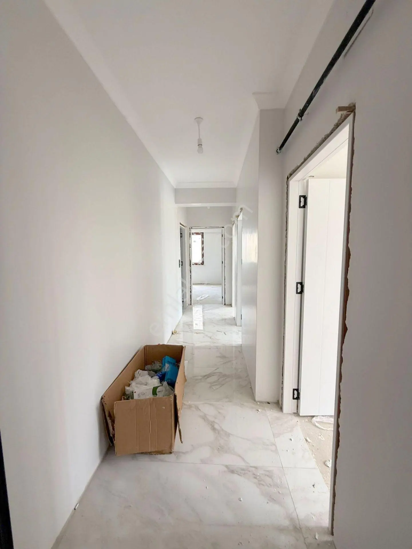 Mertcan'dan Yayalar Mah. Caddeye 1dk Balkonlu Ara Kat 2+1 — fotoğraf 11