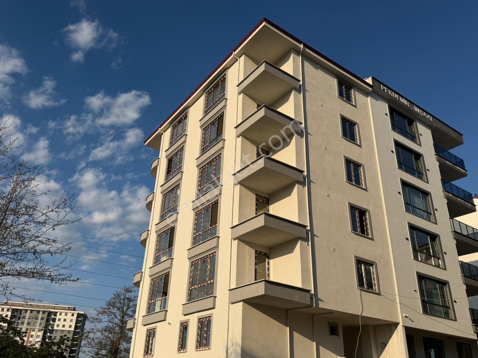 Delta Premium Gayrimenkul'den Bulancak Güzelyalı'da Satılık 1+1! — fotoğraf 2