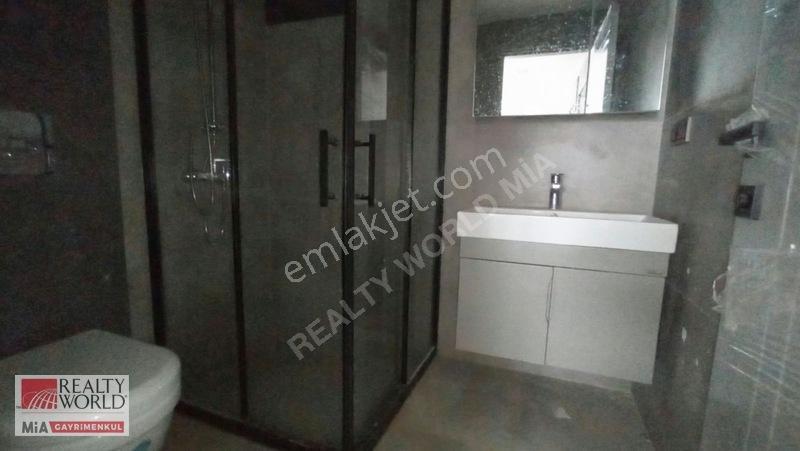 Varlık Mahallesin'de Satılık 2+1 Arakat Lüx Daire — fotoğraf 25