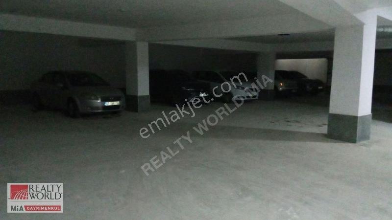 Varlık Mahallesin'de Satılık 2+1 Arakat Lüx Daire — fotoğraf 30