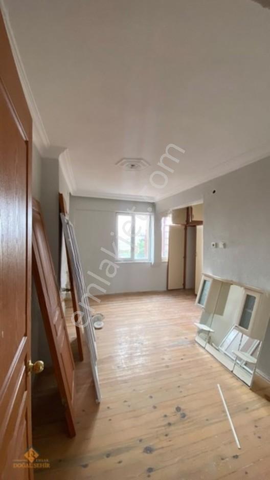 Kurtuluş Mahallesinde Akhisar Caddesi Üzerinde 2+1 Satılıkdaire — fotoğraf 6