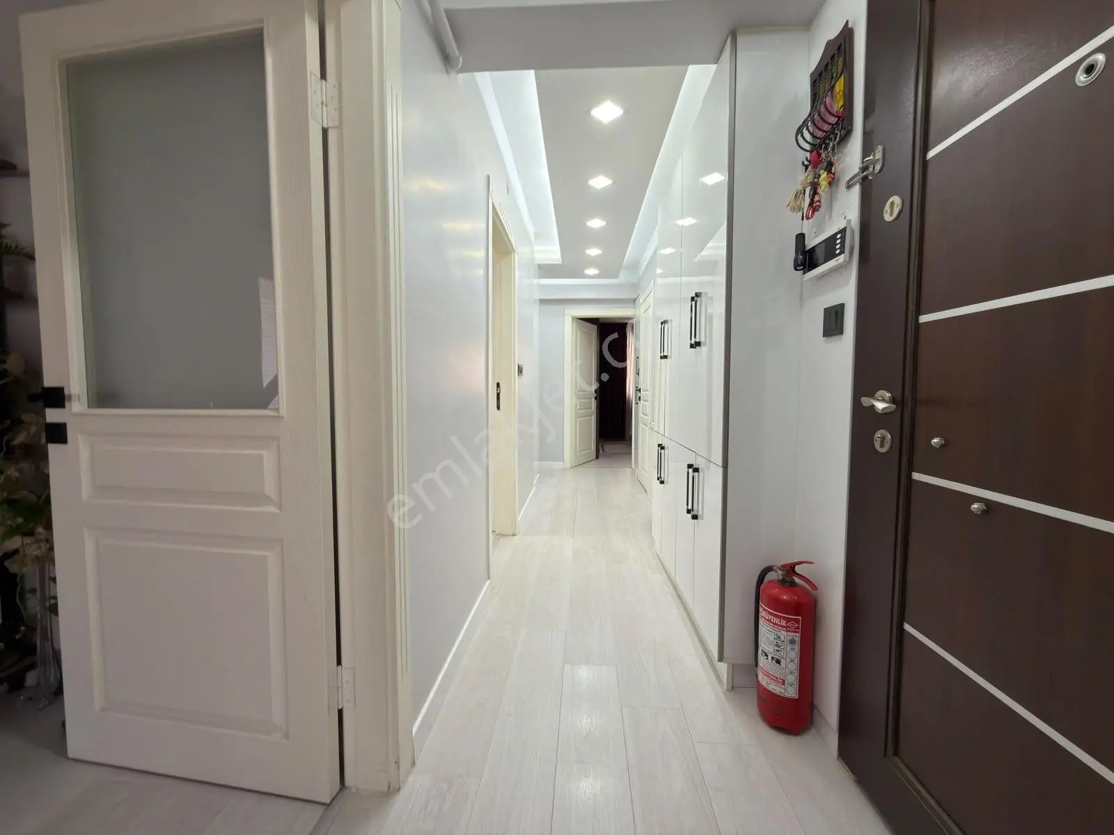 Kariyerden Ayvalıda Kök Tapu Bağımsız 3+1 Full Yapılı Asansörlü — fotoğraf 31