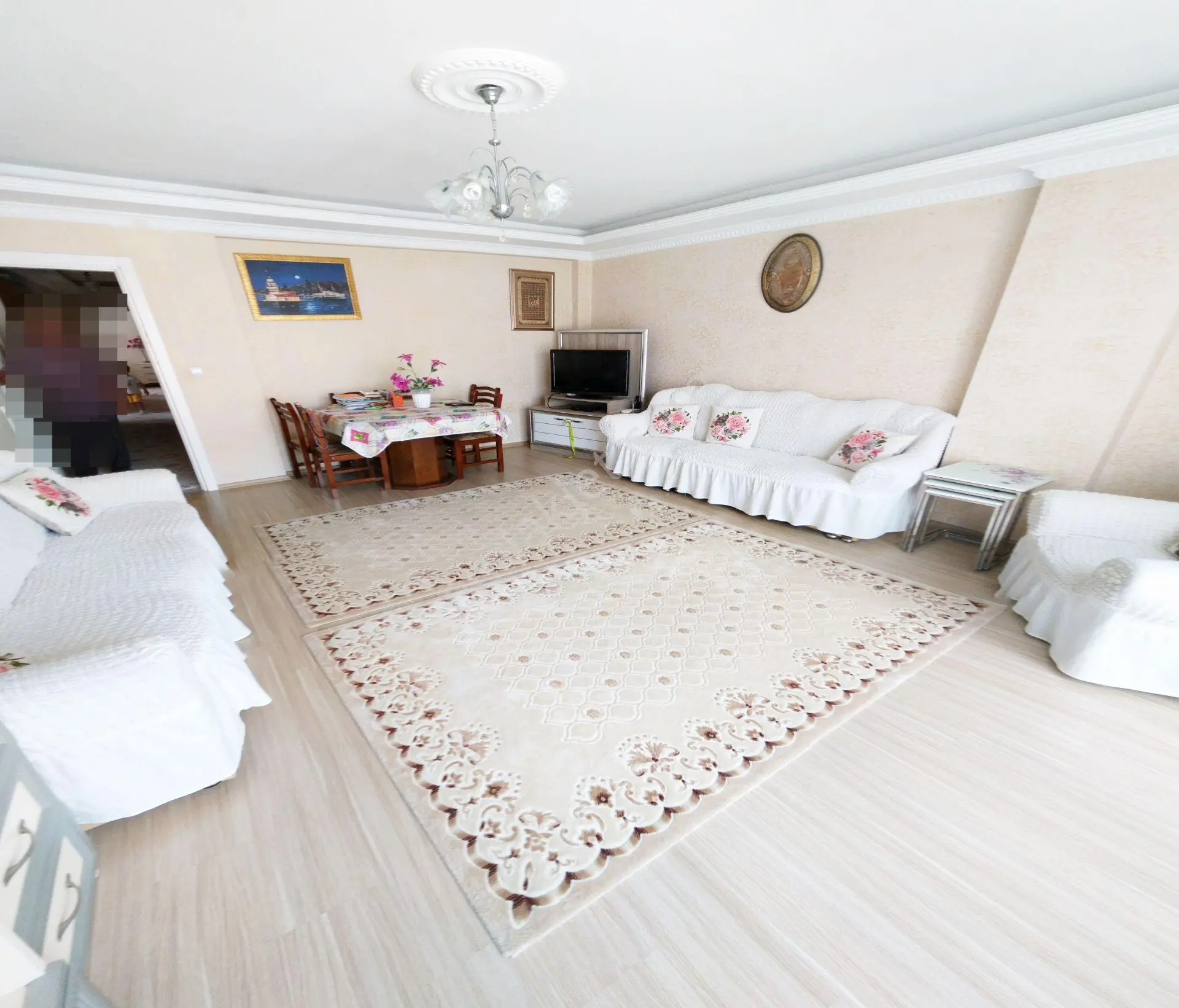 Yenibosna Eviza Konaklarına Yakın 6+1 250 M2 Dublexs Asansörlü-serhat Emlak — fotoğraf 2