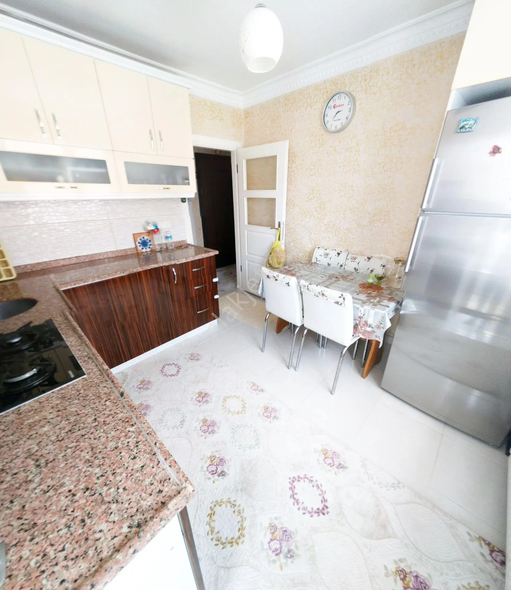 Yenibosna Eviza Konaklarına Yakın 6+1 250 M2 Dublexs Asansörlü-serhat Emlak — fotoğraf 5