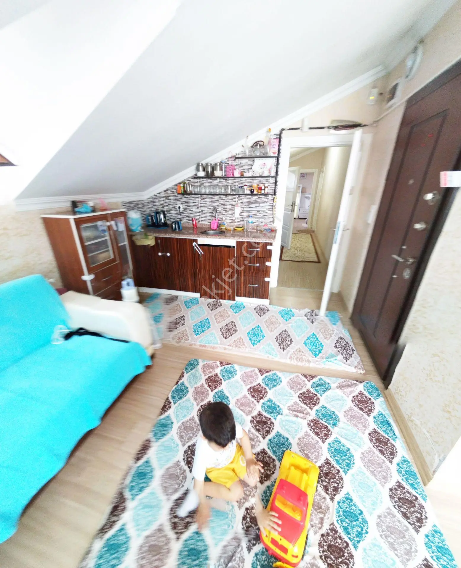 Yenibosna Eviza Konaklarına Yakın 6+1 250 M2 Dublexs Asansörlü-serhat Emlak — fotoğraf 17