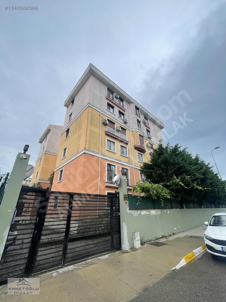 Batı Mahallesi Sahil Rezidans Sitesinde Havuzlu Kiralık 3+1