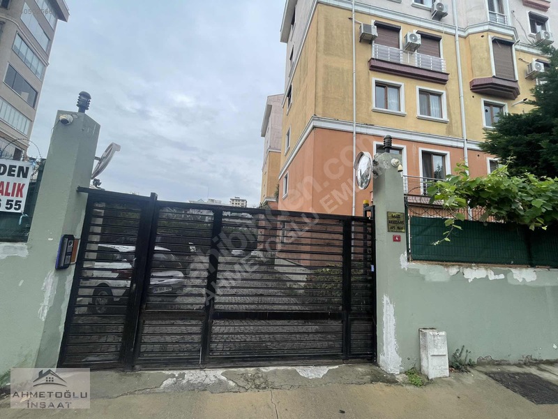 Batı Mahallesi Sahil Rezidans Sitesinde Havuzlu Kiralık 3+1 — fotoğraf 2