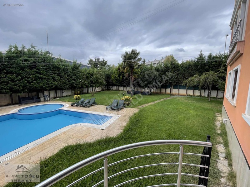 Batı Mahallesi Sahil Rezidans Sitesinde Havuzlu Kiralık 3+1 — fotoğraf 13