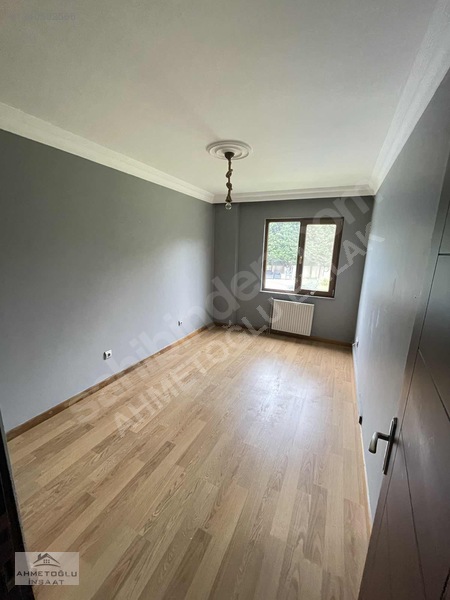 Batı Mahallesi Sahil Rezidans Sitesinde Havuzlu Kiralık 3+1 — fotoğraf 19