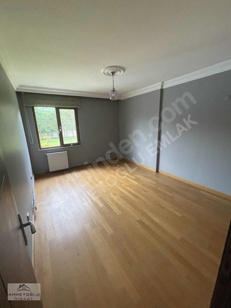 Batı Mahallesi Sahil Rezidans Sitesinde Havuzlu Kiralık 3+1 — fotoğraf 22