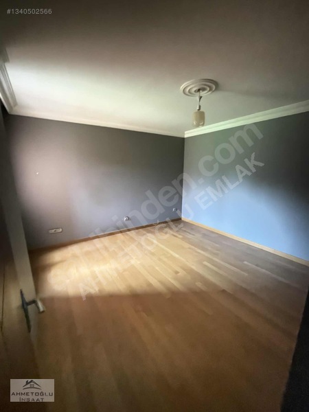 Batı Mahallesi Sahil Rezidans Sitesinde Havuzlu Kiralık 3+1 — fotoğraf 24