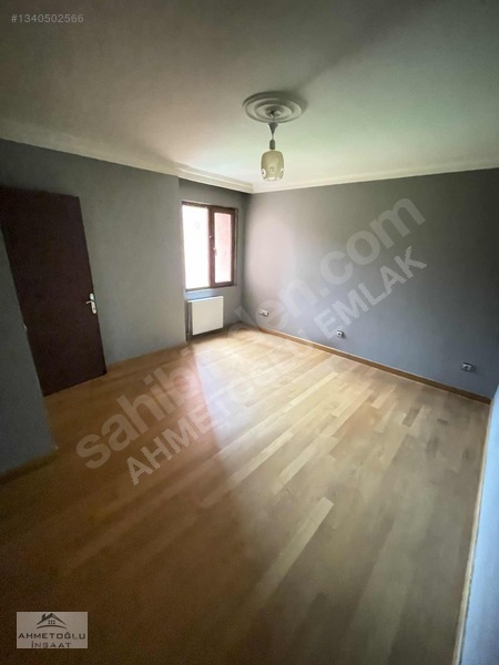 Batı Mahallesi Sahil Rezidans Sitesinde Havuzlu Kiralık 3+1 — fotoğraf 25