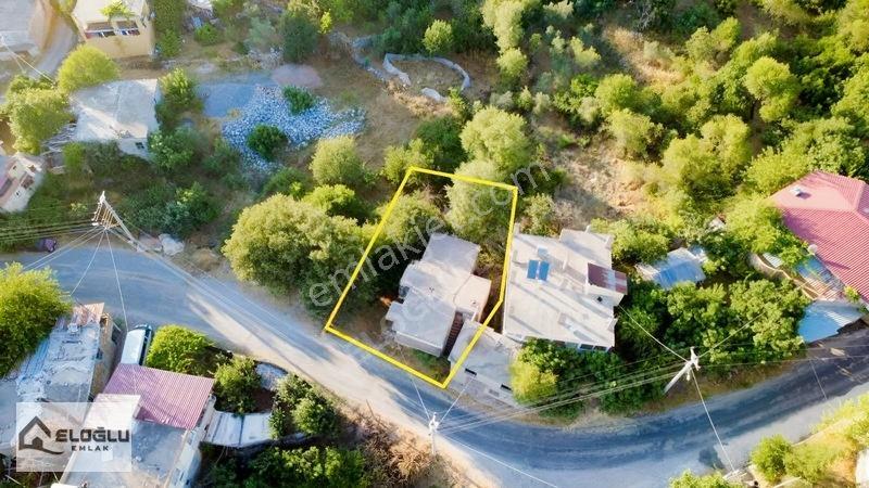 Karamanlarda 193 M2 Arsa İçerisinde Müstakil Ev — fotoğraf 3