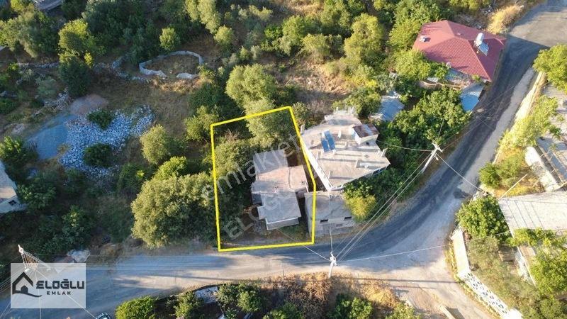 Karamanlarda 193 M2 Arsa İçerisinde Müstakil Ev — fotoğraf 4