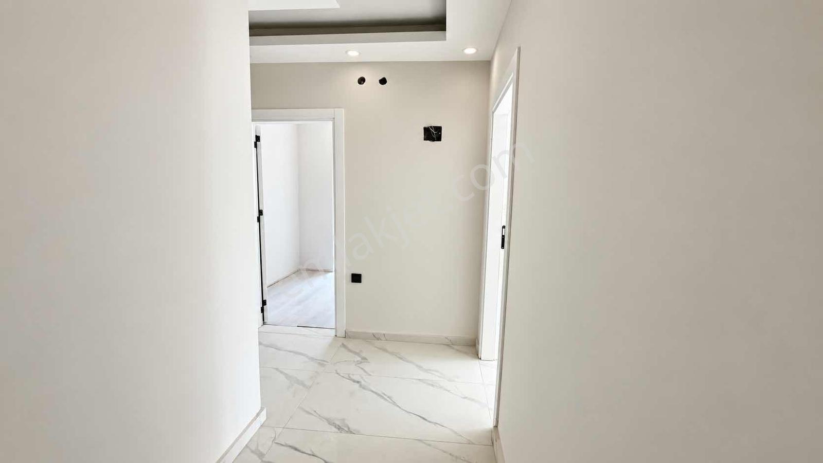 Remax Dem'den Demirkent Mah. Giyinme Odalı Lüks Satılık 2+1 — fotoğraf 14