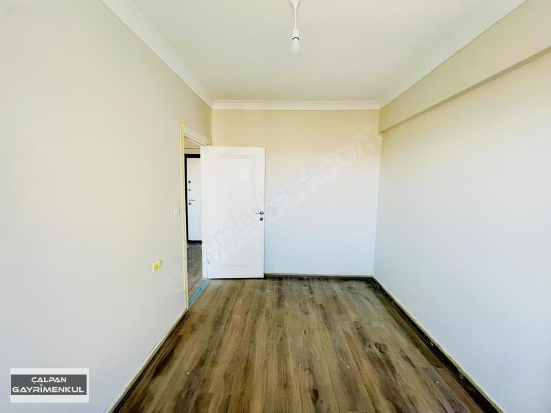 Havaalanına 2 Dk Mesafede Katta İnanılmaz Cephe Kusursuz 1+1 — fotoğraf 12